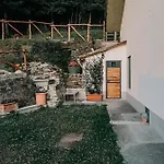 La Casa Di Alma Πανσιόν Roncobillaccio